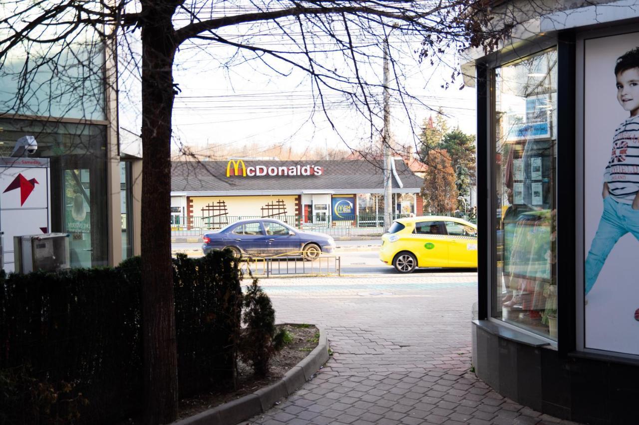 Ultracentral Golden Apartament 2 수체아바 외부 사진