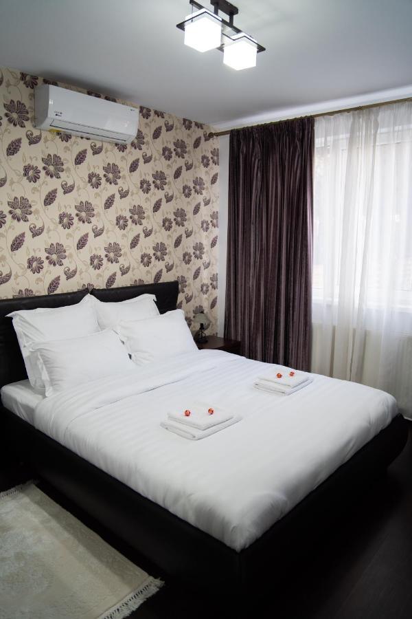 Ultracentral Golden Apartament 2 수체아바 외부 사진