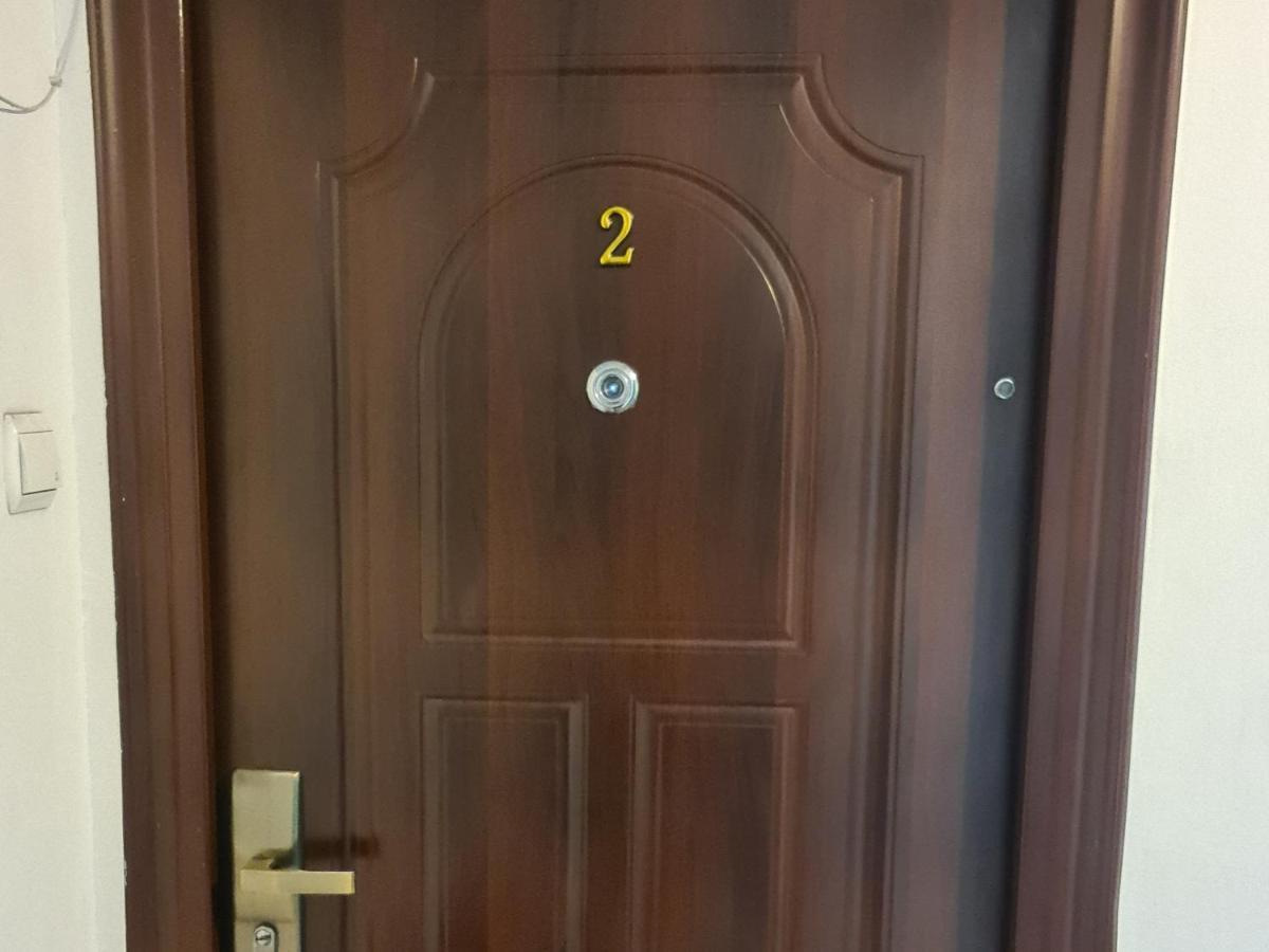 Ultracentral Golden Apartament 2 수체아바 외부 사진